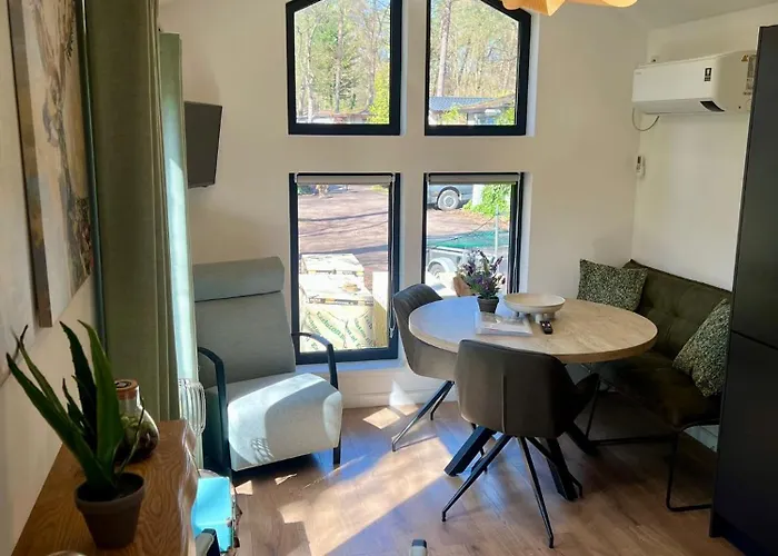 假日公园 Kindvriendelijk Chalet Alpina Op De Veluwe