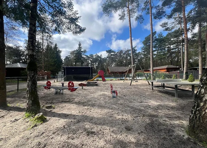 Kindvriendelijk Chalet Alpina Op De Veluwe 假日公园 Doornspijk